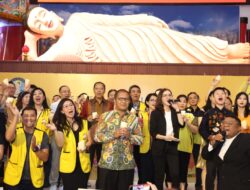 Hadiri Festival Waisak 2023, Danny Pomanto: Mari Kita Perkuat Toleransi!