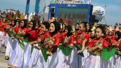 Pemkot Makassar Persembahkan Penampilan 500 Penari Kolosal di Hadapan 36 Jenderal Peserta MNEK 2023