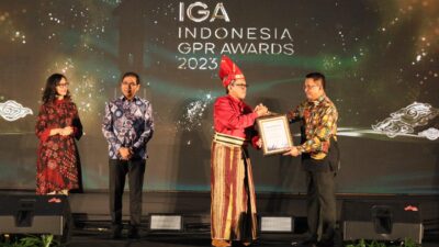 IGA 2023, Danny Pomanto Raih Penghargaan Kategori Wali Kota Terpopuler se-Indonesia