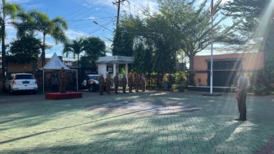 FOTO: Sekcam Panakkukang Abdul Muis Jadi Pembina Upacara