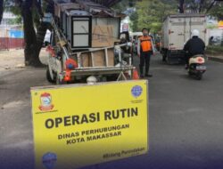 Mobil Truk Bertonase Berat Terjaring Razia Penertiban Oleh Dishub Makassar