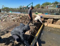 Tim Teknis DPU Makassar Bersama PPTK Sanitasi Tinjau Kesiapan Pelaksnaan Pengecoran Bak IPAL di Mariso