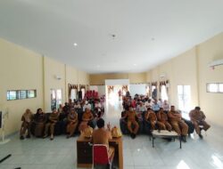 Rakor, Camat Manggala Berikan Reward bagi Ketua RW yang Menjaga Kebersihan Wilayahnya