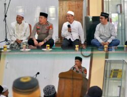 Camat Tamalanrea Hadiri Safari Jumat di Masjid Ar-rayyan Kelurahan Buntusu