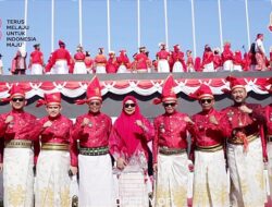 Camat Biringkanaya Hadiri Upacara Bendera pada HUT RI ke 78 di Anjungan Pantai Losari