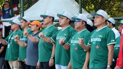 Diikuti 7 Negara, Danny Pomanto Buka Turnament Softball Internasional Makassar Open 2023