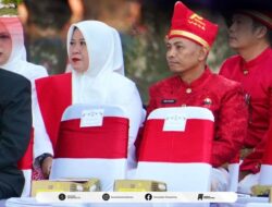 Camat dan Ketua TP PKK Tamalanrea Hadiri Upacara 17 Agustus Tingkat Kota Makassar