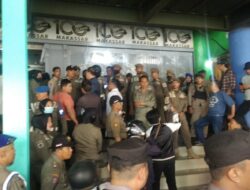 Segel Kantor Pengelola Dibuka Kejaksaan, Pemkot Makassar  Amankan Aset Pasar Butung dan Imbau Pedagang Tak Terprovokasi
