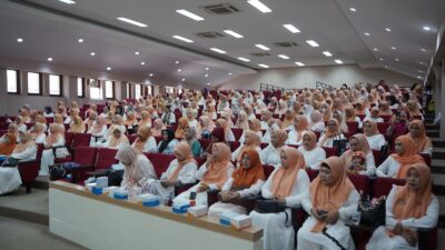 Peringati Maulid, DWP Kota Makassar Gelar Lomba Hias Telur Bahan Daur Ulang.