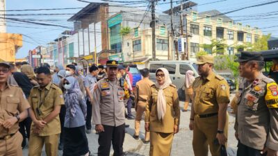 Camat Panakkukang Pantau Penertiban Aset Fasum Milik Pemerintah Kota Makassar