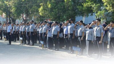 Pimpin Upacara Bendera, Ini Point Penting  yang Disampaikan Kadishub Makassar