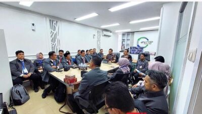 BPSDM  Jawa Timur  Kunjungi DPMPTP Kota Makassar