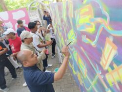 Kepala Dinas Pariwisata Kota Makassar Resmi Buka Pasar Seni Rupa