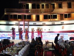 Gala Dinner HUT Makassar Bertabur Budaya, Berlatar Mahakarya Pinisi dan Tongkonan