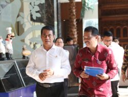 Mentan Amran Kerja Maraton Ajak Produsen Benih Jagung Perkuat Akselerasi Tanam