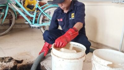 Murah, Dinas PU Berikan Layanan Sedot Tinja Bagi Warga