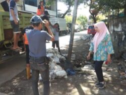 Dinas PU Makassar Lakukan Pengerukan Sedimen di Kelutahan Mampu