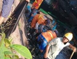 Jelang Musin Huja, Plt Camat Makassar Instruksikan Bersihkan Drainase