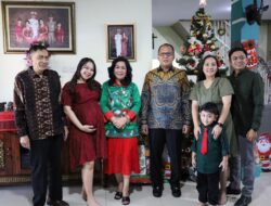 Danny Pomanto Jaga Silaturahmi di Momen Perayaan Hari Natal