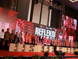 Dinas Kominfo Makassar Serahkan Komputer Kontainer Terpadu ke 15 Kecamatan