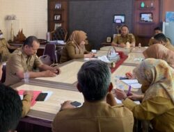 Pimpin Rakor, Camat Panakkukang Berikan Arahan Kepada Jajaran