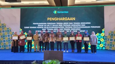 DPMPTSP Makassar Raih Penghargaan dari Kemenkes Kategori Penyelenggaraan Perizinan Tenaga Kesehatan