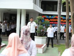 Hari Pertama Bertugas, Pjs Wali Kota Makassar Andi Arwin Azis Pimpin Apel Perdana