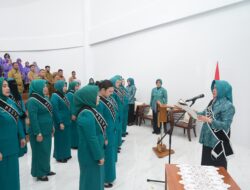 Ketua TP PKK Makassar Kukuhkan Ketua Pembina Posyandu Kecamatan, Tekankan Sinergi dalam Program Kesehatan