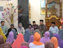 Indira Yusuf Ismail Khidmat Ikuti Tausiah Maulid Nabi di Masjid Manaratul Musyafir Mariso
