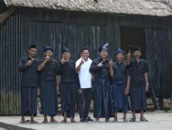 Kunjungi Tanah Adat Kajang, Danny Diberi Gelar Langsung Oleh Ketua Adat Ammatoa