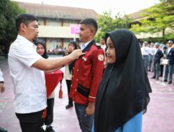 Pjs Wali Kota Arwin Azis Buka Lomba Tata Upacara dan Baris-berbaris Antar Siswa-siswi SMA se-Makassar