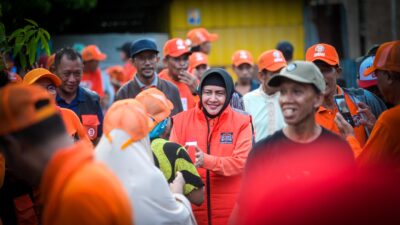 Begini Antusiasme Warga Pulau Lakkang Sambut Indira Yusuf Ismail di Tengah Hujan