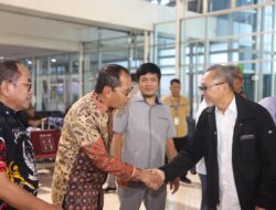 Danny Pomanto Dampingi Menko Pangan RI Tinjau Pabrik Cokelat di Kima