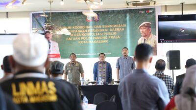 Asisten I Buka Forum Koordinasi dan Sinkronisasi Perencanaan Perangkat Daerah Satpol PP Kota Makassar