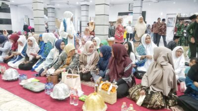 Dirut Perumda Parkir Makassar Raya Dampingi Wakil Walikota dalam Safari Ramadan 1446 H
