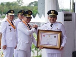 Wali Kota Munafri Terima Penghargaan dari Mendagri RI di Hari Otda 2025