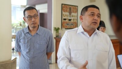 Menuju 100 Hari, Appi-Aliyah Berikan Tukin Hingga Rp2,5 Juta Bagi Nakes dan Guru di Pulau