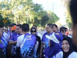 Bersama Kabarharkam Polri, Wali Kota Munafri Lepas Peserta Jalan Sehat SMADA 88 Makassar