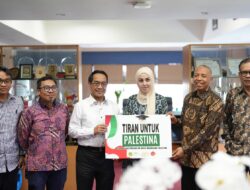 Melalui Unhas, AAS Foundation dan PT Tiran Group Serahkan Bantuan Beasiswa untuk Mahasiswa asal Palestina