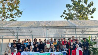 Tim PPK ORMAWA HIMATEPA UH Gelar Pelatihan Greenhouse dan Hidroponik bagi Pemuda Desa Nisombalia