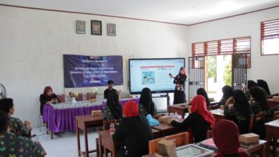 Tim Dosen Pengabdian Kepada Masyarakat UNHAS Gelar Penyuluhan Konsumen Digital di SMAN 4 Barru