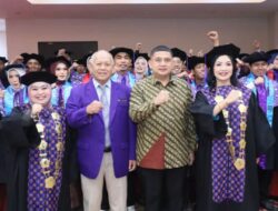 Dispar Makassar Dampingi Walikota Munafri pada Kegiatan Wisuda Program Diploma (D3) Angkatan XV Polimedia PSDKU Makassar