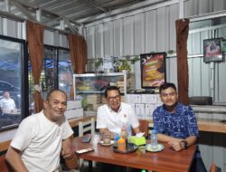 Penuh Keakraban, Kajati Sulsel Silaturahmi dan Berdiskusi Santai Bahas Penegakan Hukum di Kedai Tujuh Belas