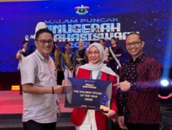 Azzahrah Aurelya Shodan Razak Raih Penghargaan Golden Student of the Year 2023 di Malam Puncak Anugerah Kemahasiswaan Unhas