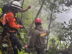 Operasi SAR Berlanjut, Personel BPBD Makassar Perkuat Evakuasi Awal