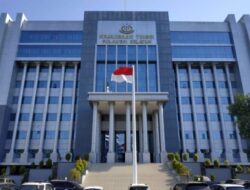 Mantan Ketua dan Wakil Ketua DPRD Sulsel Diperiksa 2 Jam di Kejati Sulsel dalam Kasus Bibit Nanas