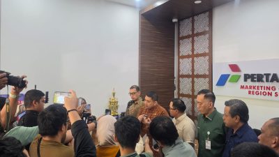 Tekan Mobilitas di Tengah Antrean BBM, Pemkot Makassar Terapkan Pembelajaran Daring