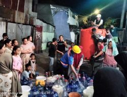 Kemarau Panjang, PDAM Makassar Kerahkan Tangki dan Pickup Salurkan Air Gratis ke Lorong-lorong Warga