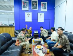Plt Dirut Andi Syahrum Terima Audiensi PWI Sulsel di Kantor PDAM Makassar